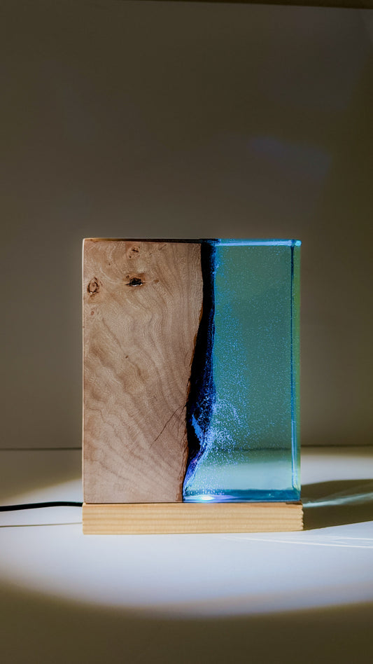 Maple Resin Lamp, Glow in the Dark Lamp, Epoxy Lamp